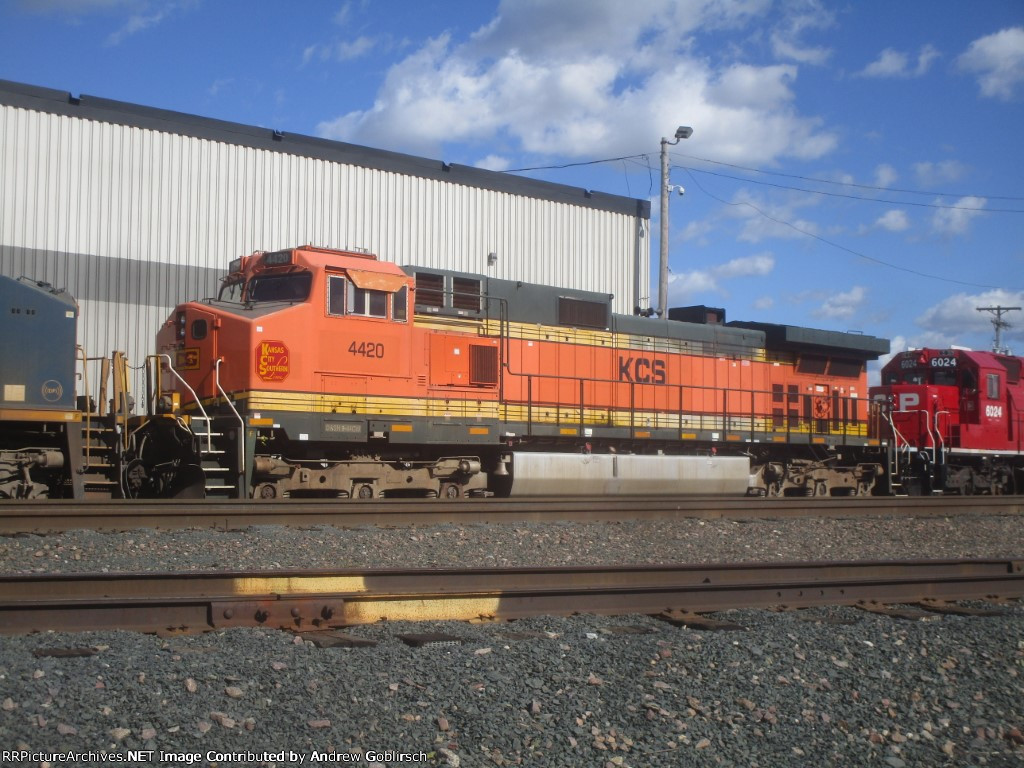 BNSF 4420 (KCS)